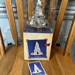 Hallmark Keepsake Winterfest frosty ☃️ friends limited edition Ornament.